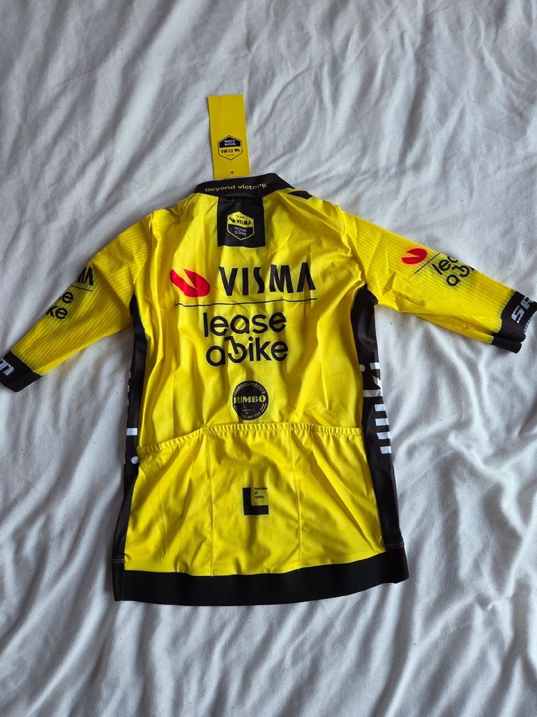 Used Yellow Bee Fem van Empel short sleeves jersey 2025 bike — image 4 of 5