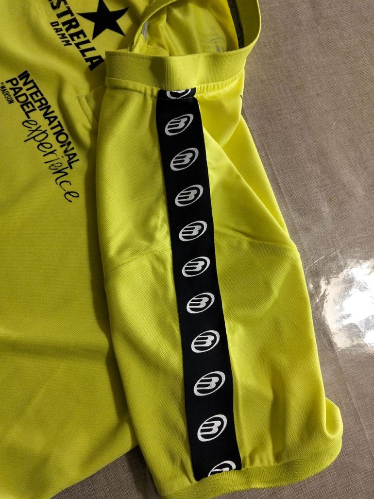 Used Bullpadel Maglia termica padel M bike — image 9 of 9