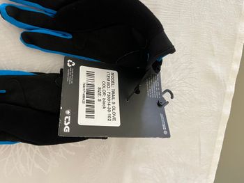 Used Tsg Trail S Glove 2025 bike — image 2 of 2