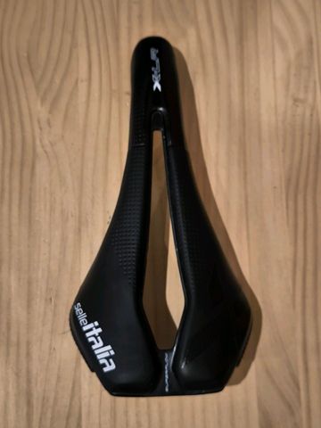 Used Selle Italia Superflow 2025 Saddles & Seatposts
