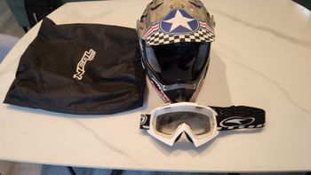 Used O’Neill casco integrale 2021 bike — image 2 of 4