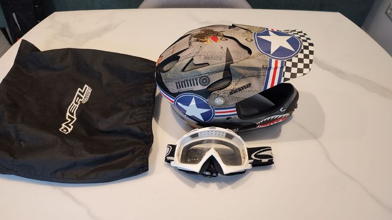 Used O’Neill casco integrale 2021 bike — image 1 of 4
