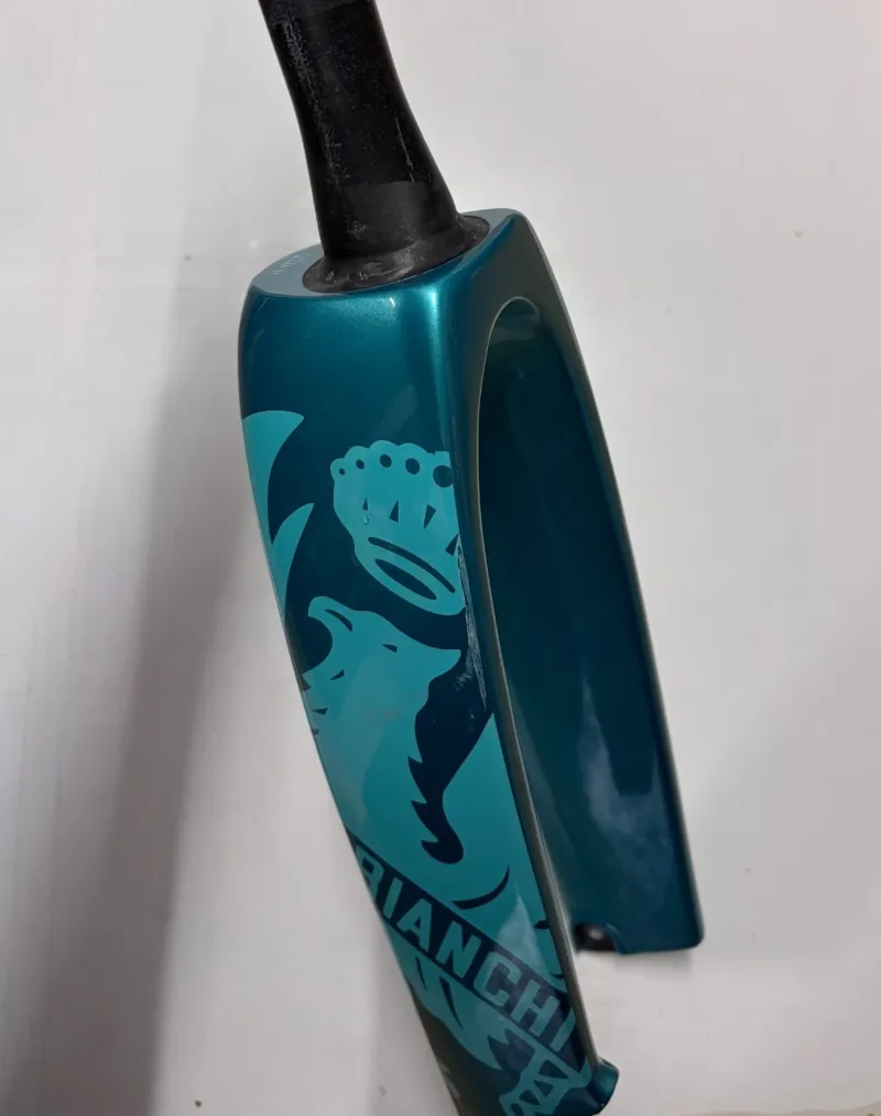 Used Bianchi Aquila CV bike — image 4 of 4