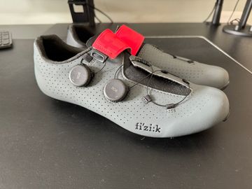 Used Fizik Vento Infinito Carbon 2022 Cycling Shoes