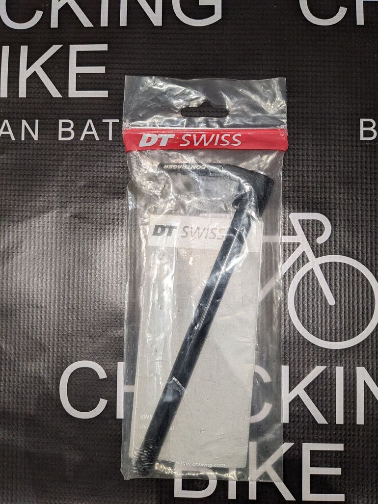 Used Dt Swiss Eje Pasante RWS ROAD bike — image 7 of 9