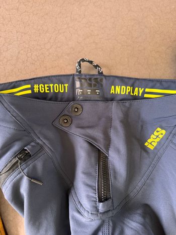 Used Ixs clothing package bike — image 2 of 4