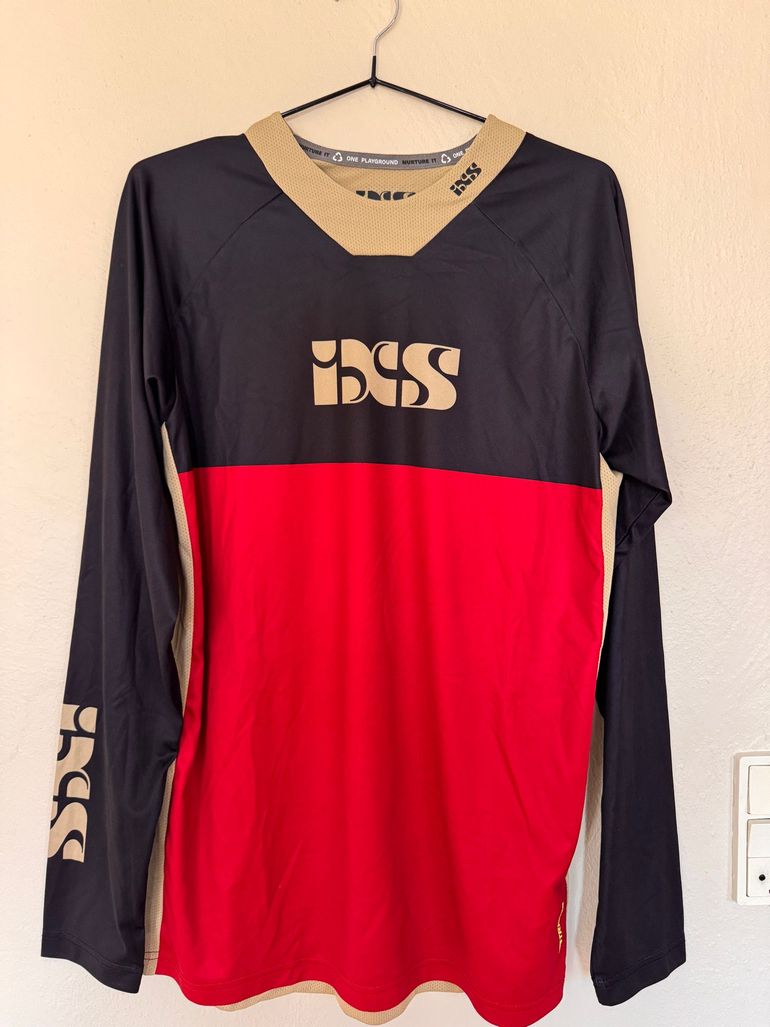 Used Ixs MTB Clothing Package bike — image 2 of 5