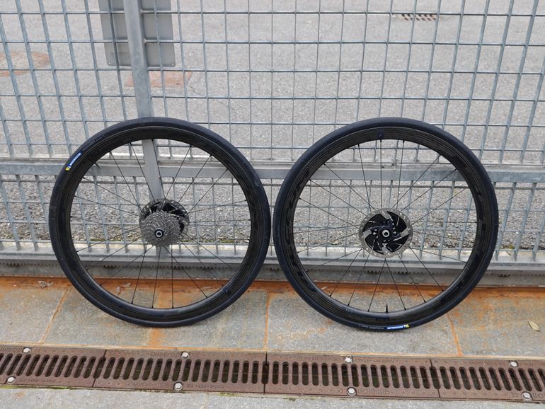 Used Fulcrum Speed lite 40 2025 bike — image 1 of 6