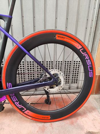 Used Vittoria Corsa Pro Red 700x28c 2025 bike — image 2 of 11