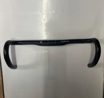 Velomann Road Handlebar Aluminum 42cm Internal Cable Routing Cockpit usato