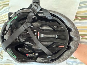 Gebrauchtes MET Manta MIPS Helmet 2026 bike — Bild 3 von 4