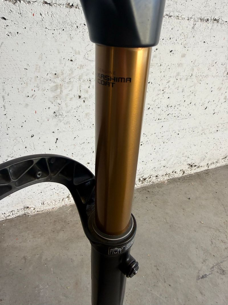 Używany Fox kashima coat bike — zdjęcie 4 z 10
