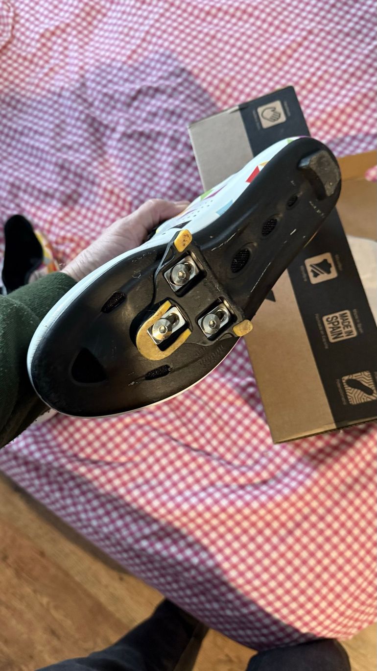 Used Lucky Scooters Cycling Shoes 2026 bike — image 3 of 7