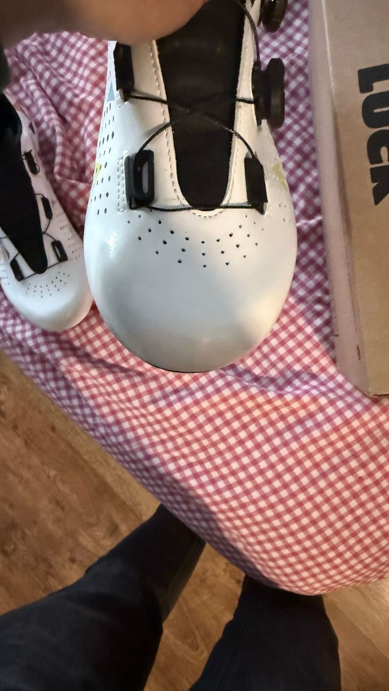 Used Lucky Scooters Cycling Shoes 2026 bike — image 7 of 7