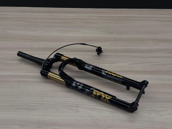 FOX FACTORY 34 KASHIMA 2024 Fork usato