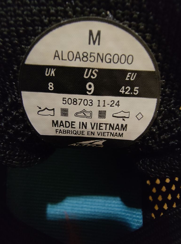 Used Altra Escalante Racer 2 bike — image 2 of 11