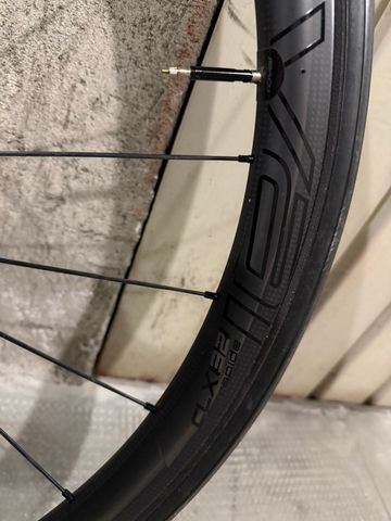 Roval Rapide CLX32 Wheelset bike d'occasion — image 5 sur 5