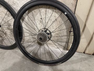 Roval Rapide CLX32 Wheelset bike d'occasion — image 3 sur 5