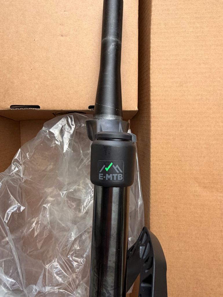 Used RockShox Psylo silver 2025 bike — image 5 of 6