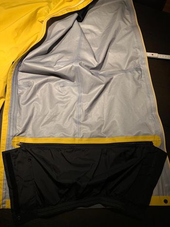 Used Marmot Performance Shell Gore Tex Damen Skihose bike — image 6 of 9