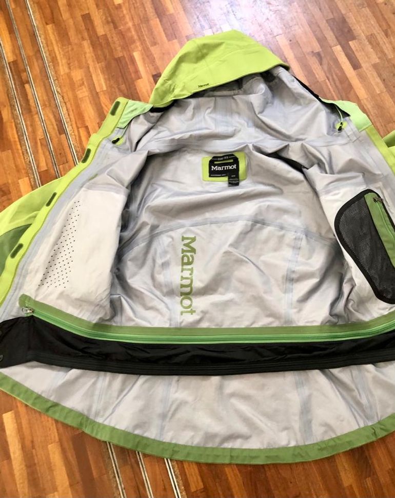 Used Marmot Gore Tex Performance She bike — image 6 of 8