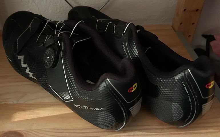 Used Northwave Scarpe bike — image 1 of 3