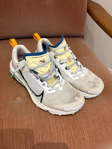 Nike REACT TERRA KIGER 9 bike d'occasion — image 1 sur 4