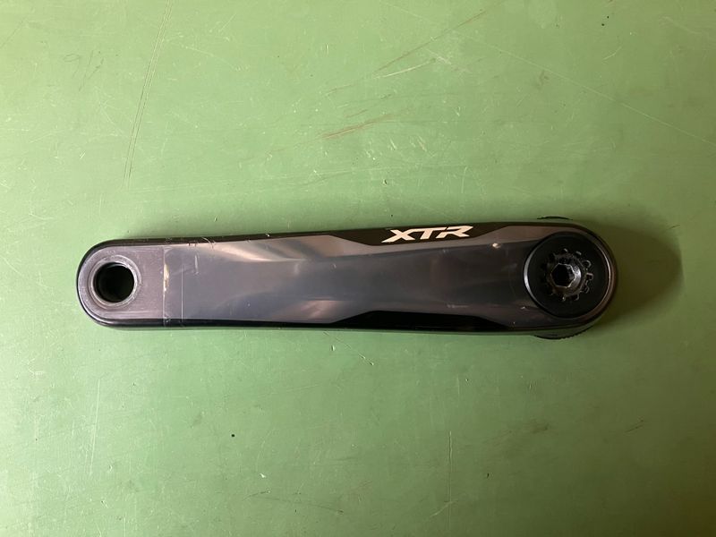 Used Shimano XTR FC-M9100 Crankset Drivetrain & Pedals