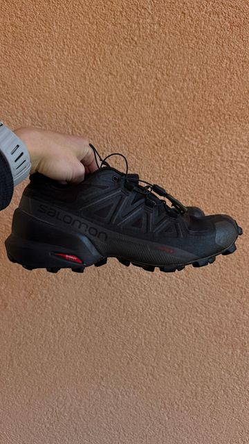Käytetty Salomon Speedcross 6 GORE-TEX Running Shoes