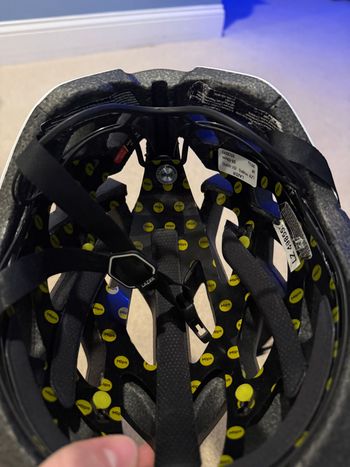 Used Lazer G1-Mips 2023 bike — image 5 of 5