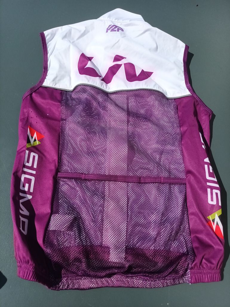 Used F2p Gilet fin sans manche bike — image 2 of 3