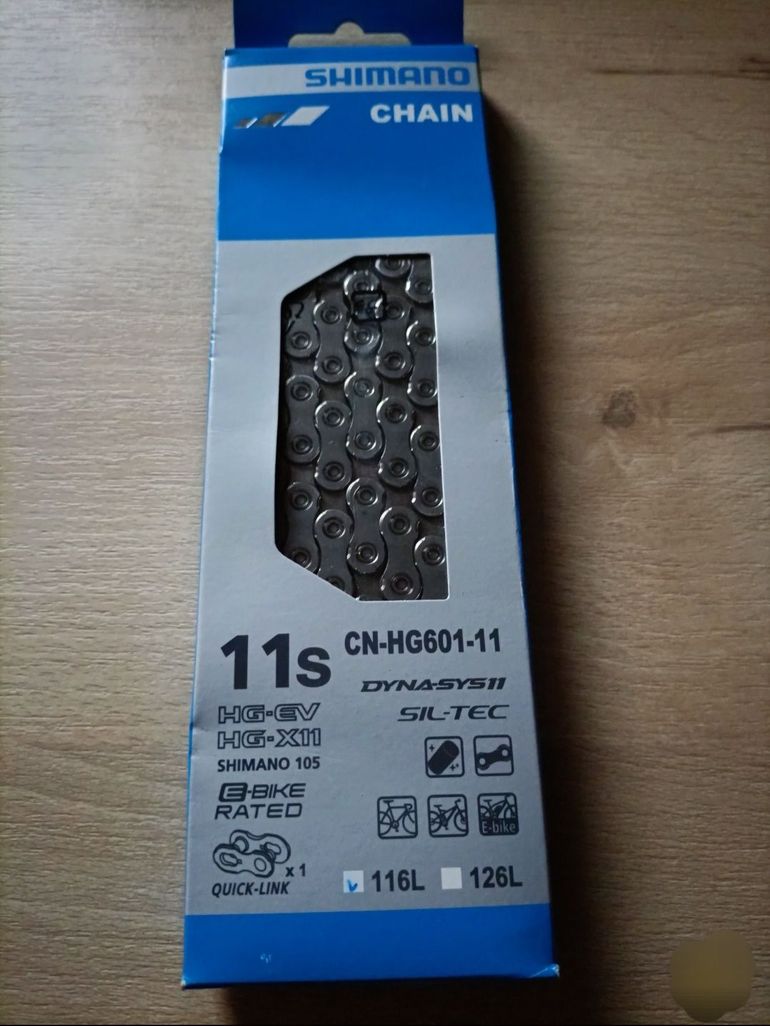 Used Shimano 11v Chain CN- HG601-11 bike — image 2 of 2