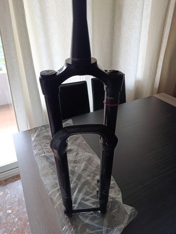 Rock Shox, Lyric Select+ Charger 2.1 RC 29" Debon Air 150 mm Boost 15x110 mm Tapered Black