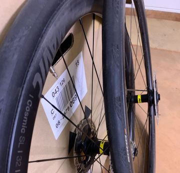 Used Mavic Cosmic SL 32 2025 bike — image 3 of 7