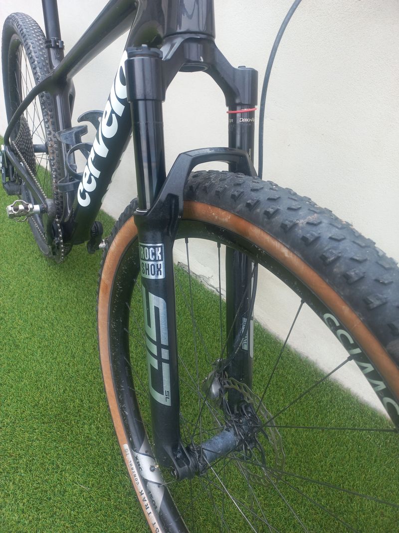 Used RockShox fork bike — image 1 of 4