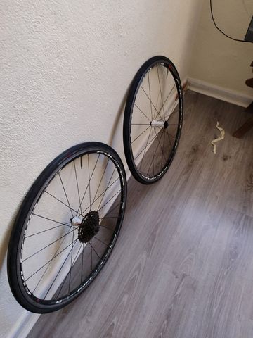 Used Fulcrum carretera 2020 bike — image 2 of 3