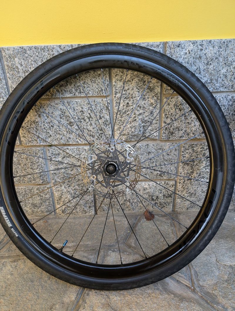 Used Roval Terra 2025 bike — image 6 of 7