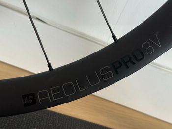 Used Bontrager Aeolus Pro 3V bike — image 5 of 5