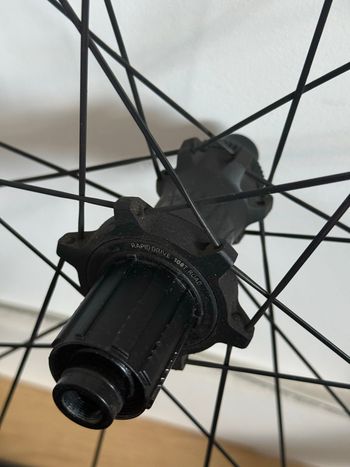 Used Bontrager Aeolus Pro 3V bike — image 2 of 5