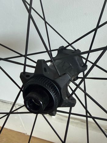 Used Bontrager Aeolus Pro 3V bike — image 3 of 5
