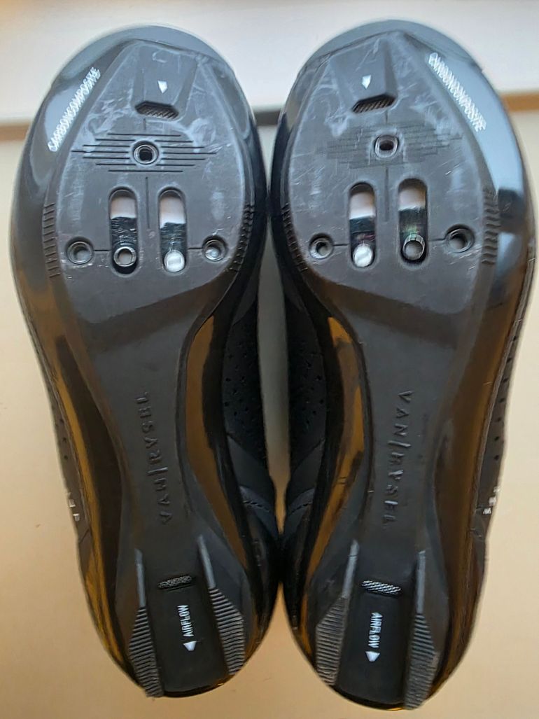 Used Van Rysel Road 520 Cycling Shoes 2024 bike — image 4 of 5