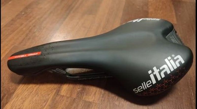 Używany Selle Italia Flite Boost Pro Team Kit Carbonio 2023 Saddles & Seatposts