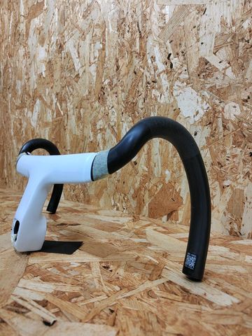 Tweedehands Bmc ICS AERO COCKPIT 2025 bike — afbeelding 2 van 4