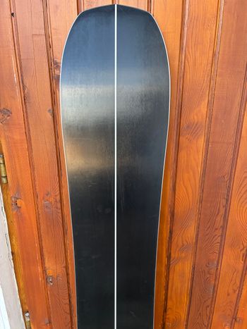 Used Nidecker The Smoke Snowboard 2022 bike — image 5 of 6