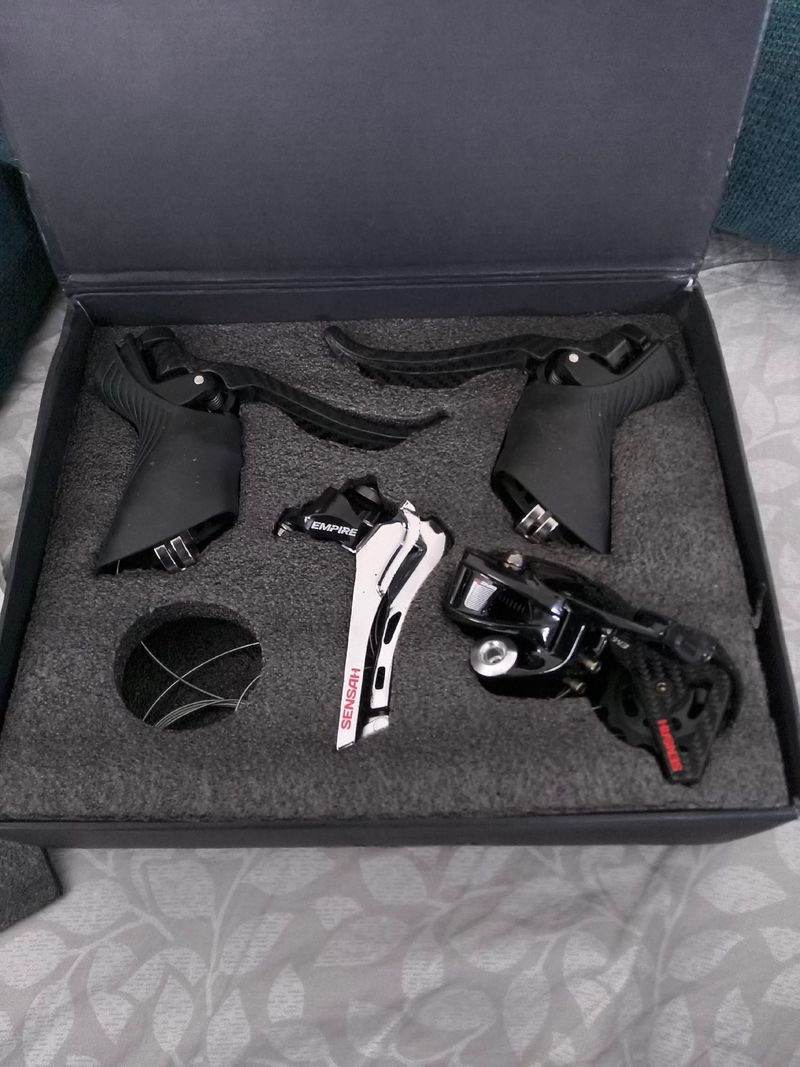 Tweedehands Sensah empire pro Groupset