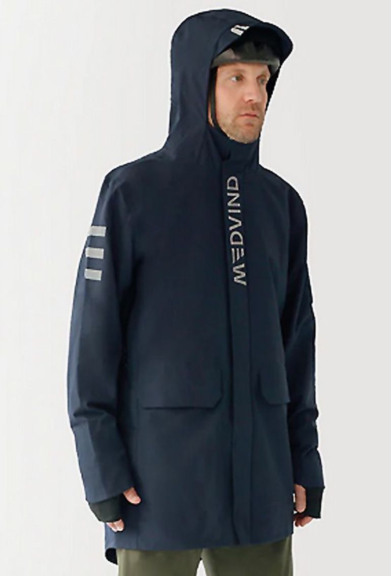 Used Medwind Allweather 2nd Gen Regen-Parka 2025 bike — image 2 of 5