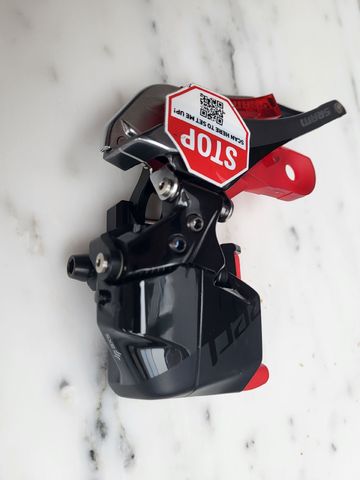 Used Sram RED E D1 Front Derailleur bike — image 3 of 6