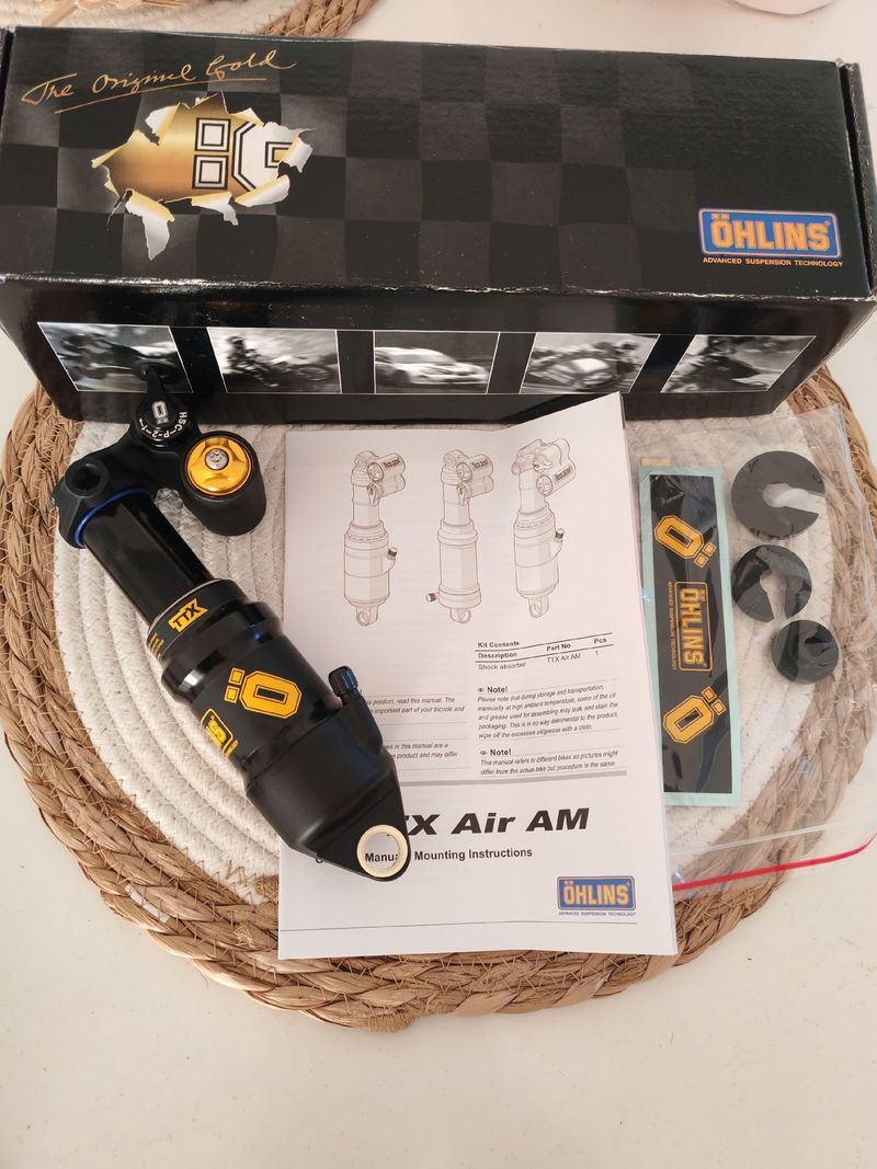 Used Öhlins TTX1Air Universal Trunnion 165x45mm Rear Suspension