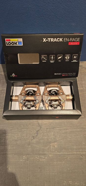 Look, X Track rage plus bronze