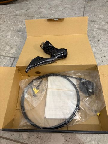 Shimano Ultegra Di2 ST-R8070-R 2020 Brakes d'occasion